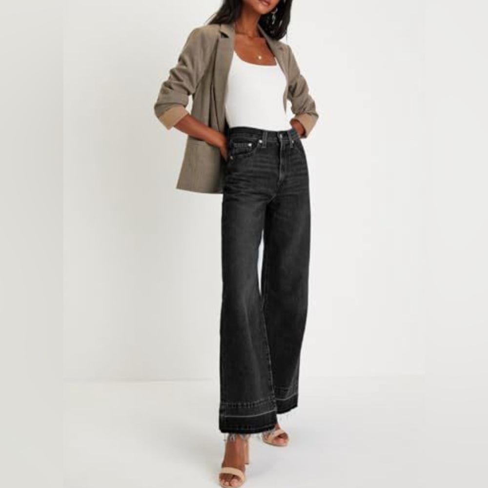Women's Black Wide-Leg Jeans